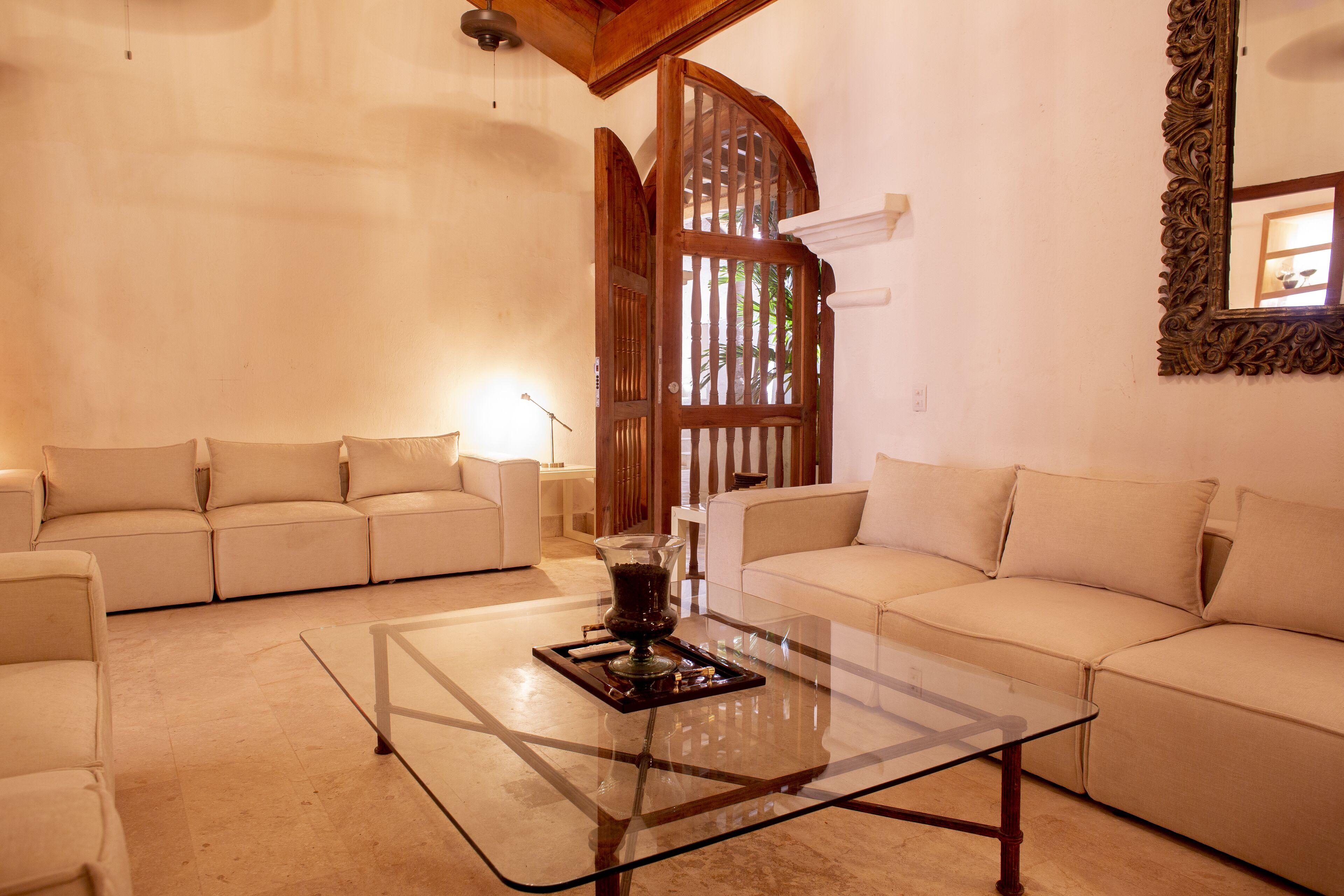 Palmas De Alba Boutique