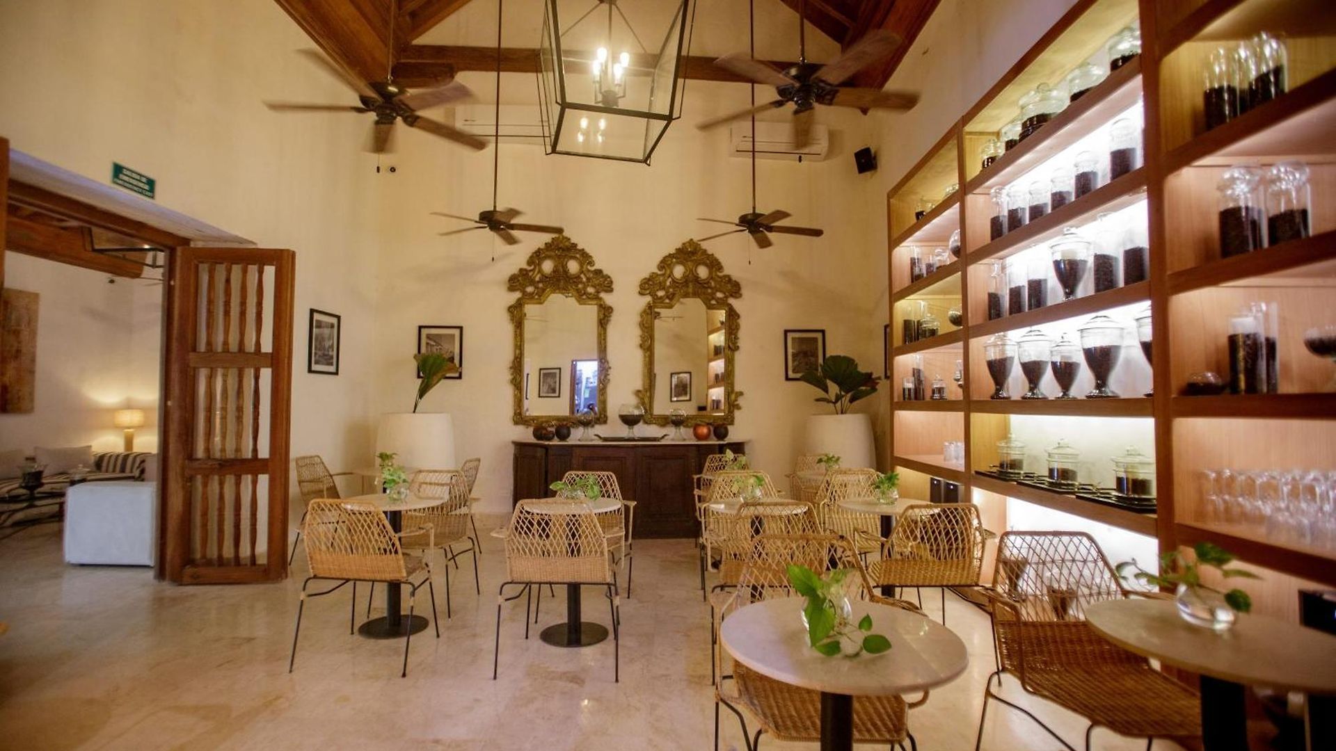 Palmas De Alba Boutique Hotel 5*