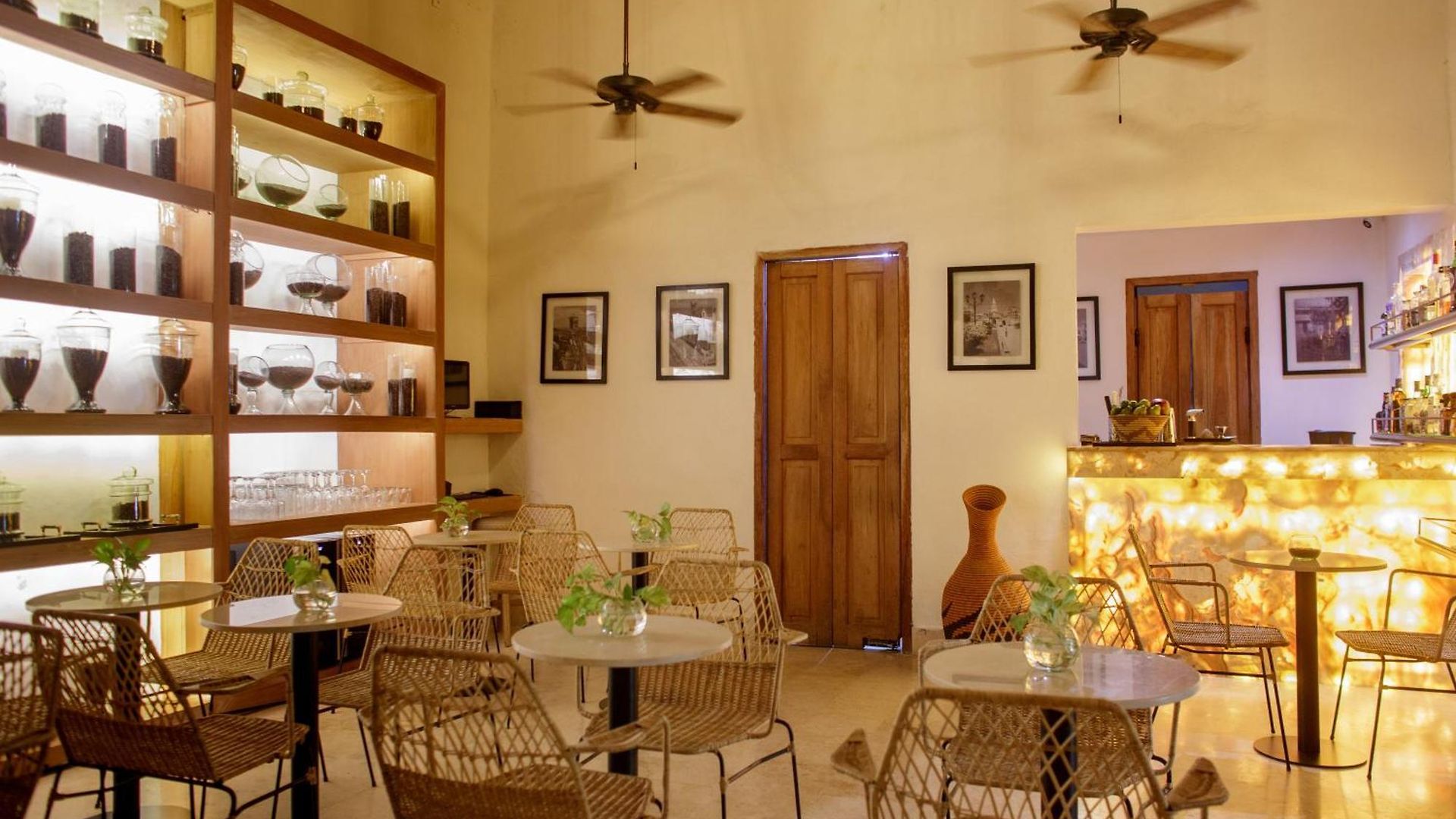 Palmas De Alba Boutique