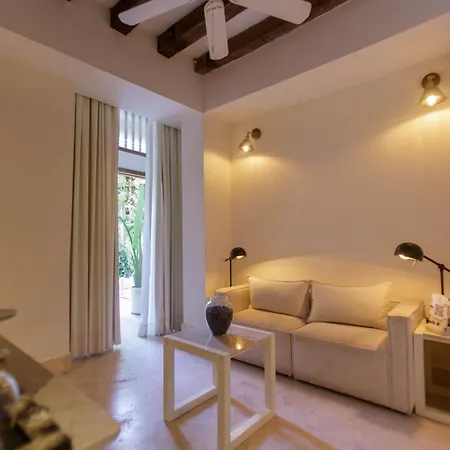 Palmas De Alba Boutique Hotel