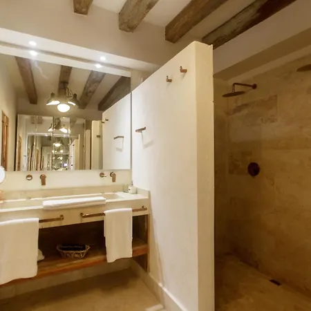 Palmas De Alba Boutique Hotel 5*