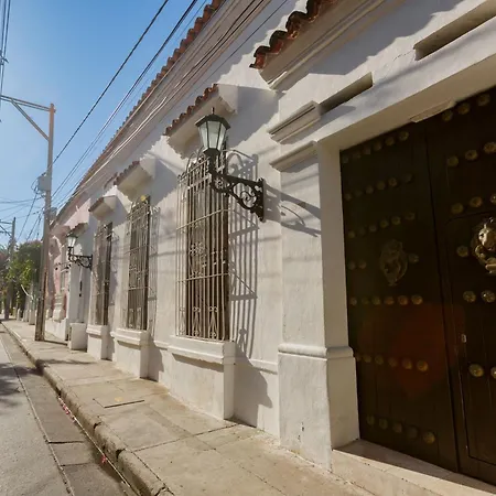 Palmas De Alba Boutique Hotel