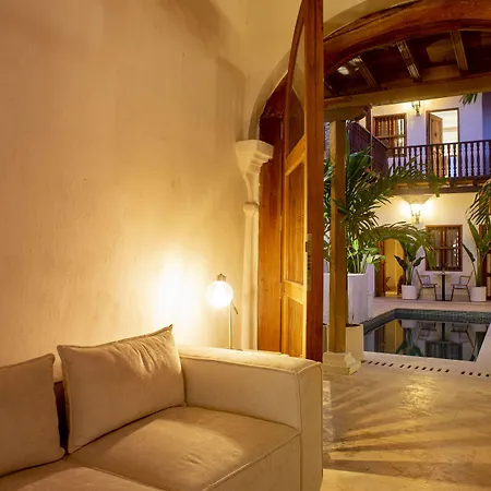 Hotel Palmas De Alba Boutique 5*