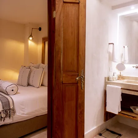 Palmas De Alba Boutique