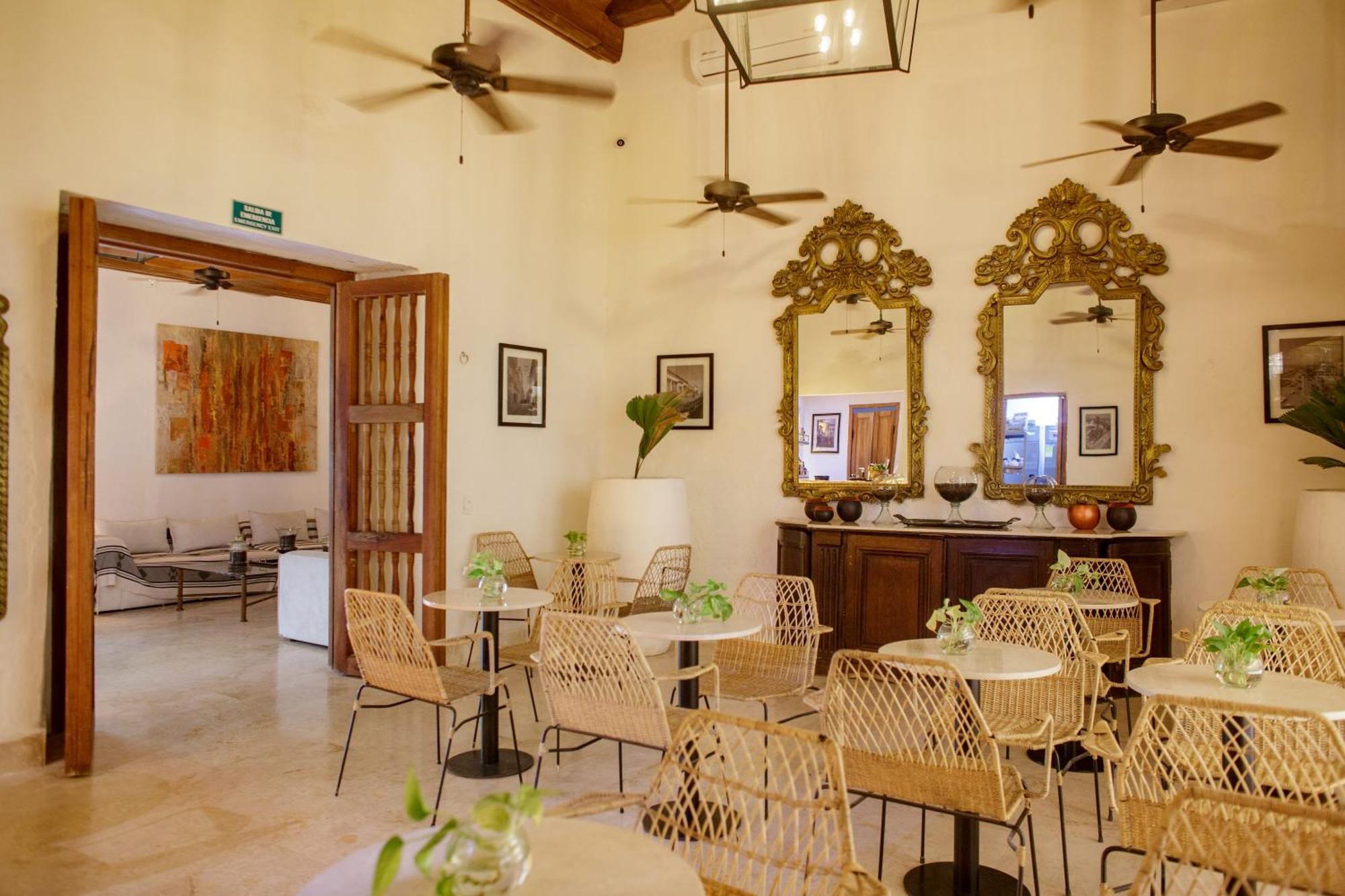 Palmas De Alba Boutique Hotel 5*